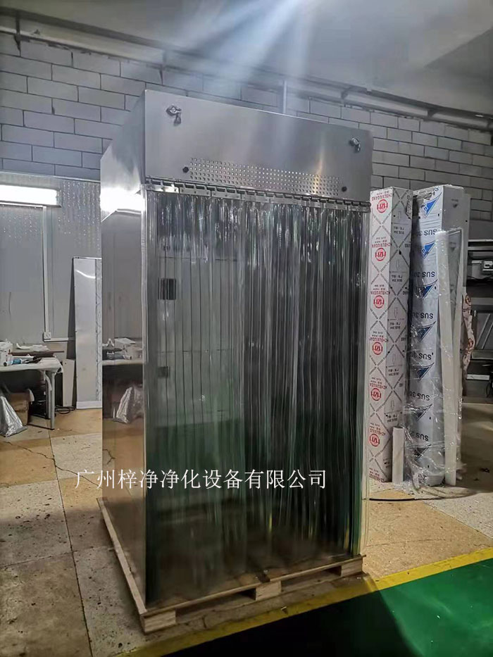 可移動(dòng)式垂直簾層流罩制作現(xiàn)場實(shí)拍圖 可移動(dòng)式垂直簾層流罩制作現(xiàn)場實(shí)拍圖