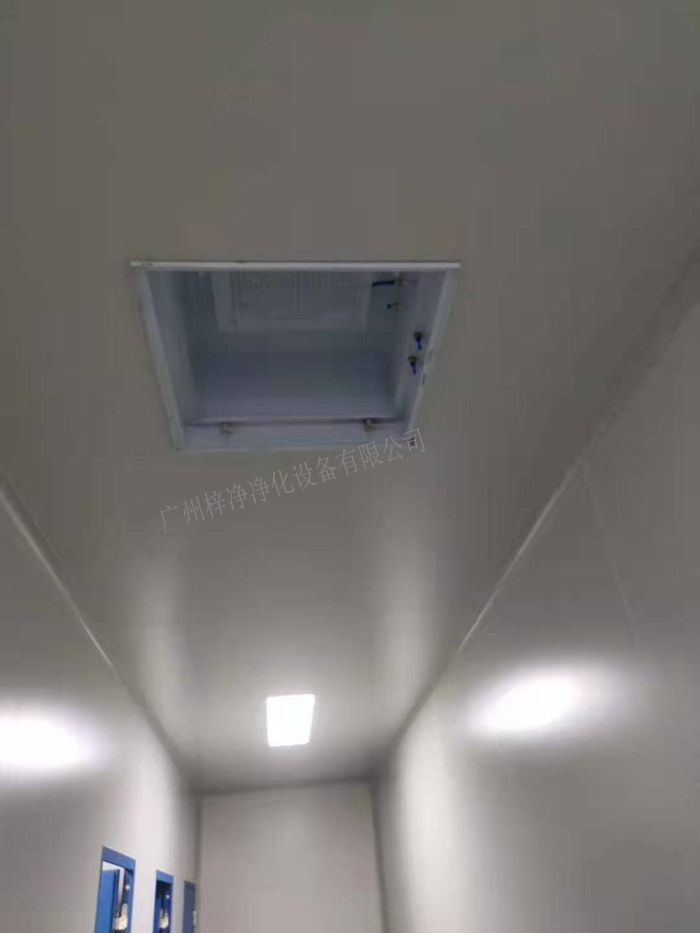 高效送風(fēng)口安裝現(xiàn)場實拍 高效送風(fēng)口安裝現(xiàn)場實拍